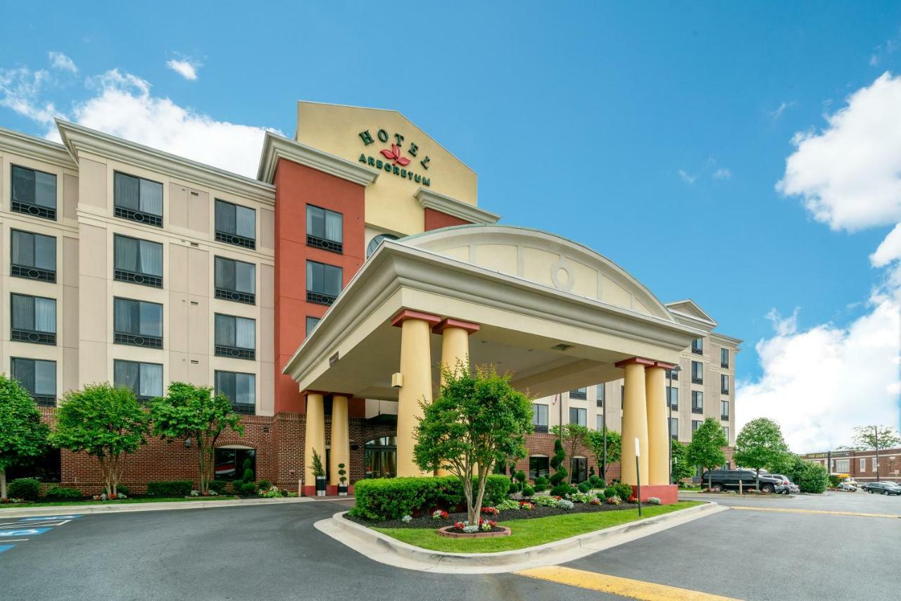 Arboretum Hotel 2*